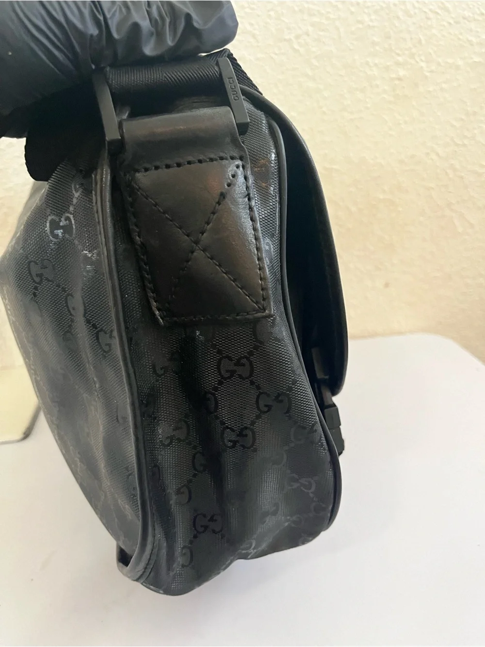 Gucci GG Black Imprime messenger bag